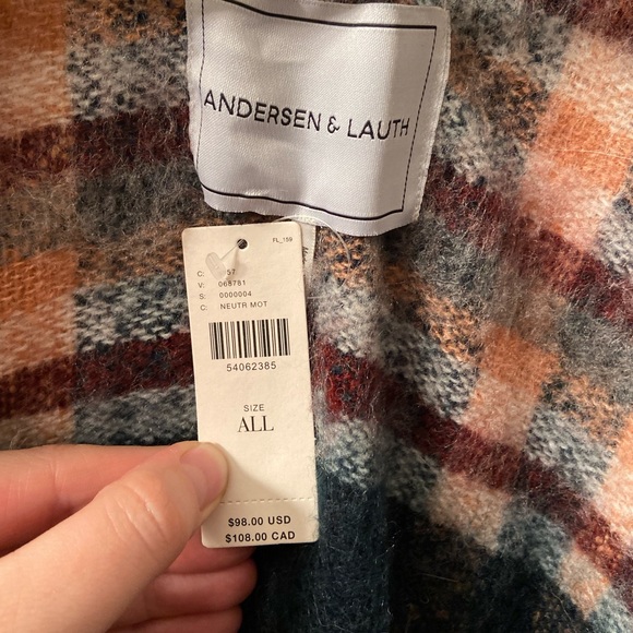 Anthropologie Plaid Poncho - Picture 4 of 4